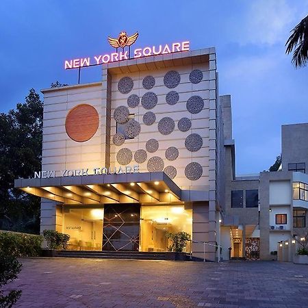 Hotel New York Square Kottayam Εξωτερικό φωτογραφία