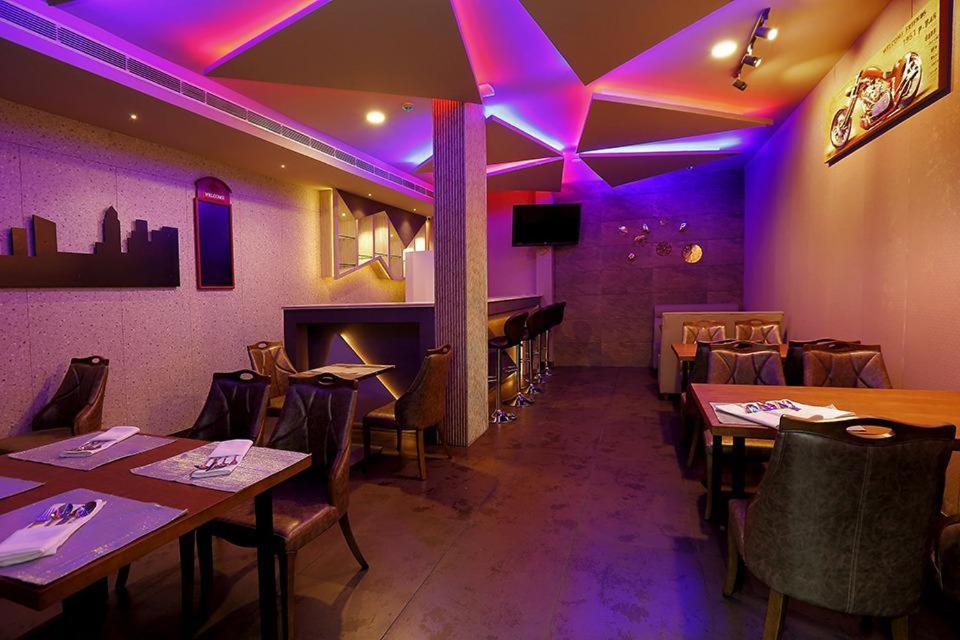 Hotel New York Square Kottayam Εξωτερικό φωτογραφία