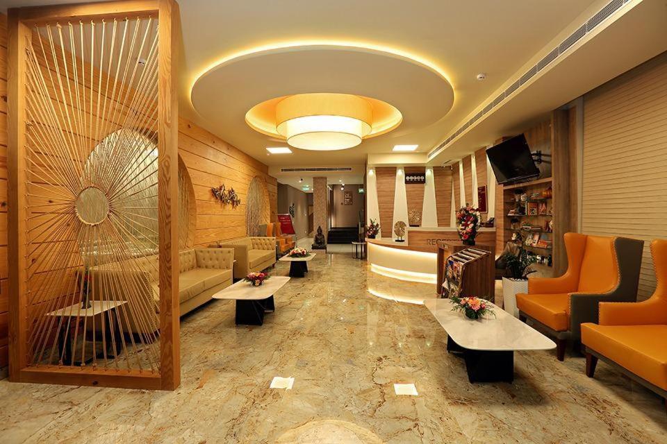 Hotel New York Square Kottayam Εξωτερικό φωτογραφία