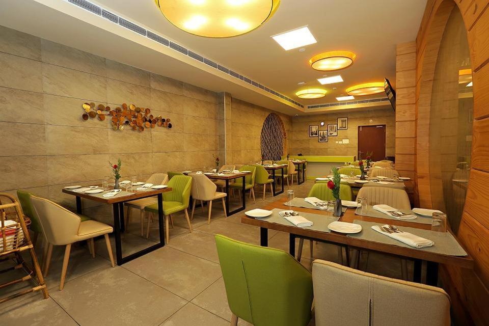 Hotel New York Square Kottayam Εξωτερικό φωτογραφία