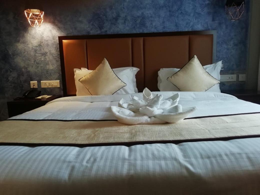 Hotel New York Square Kottayam Εξωτερικό φωτογραφία